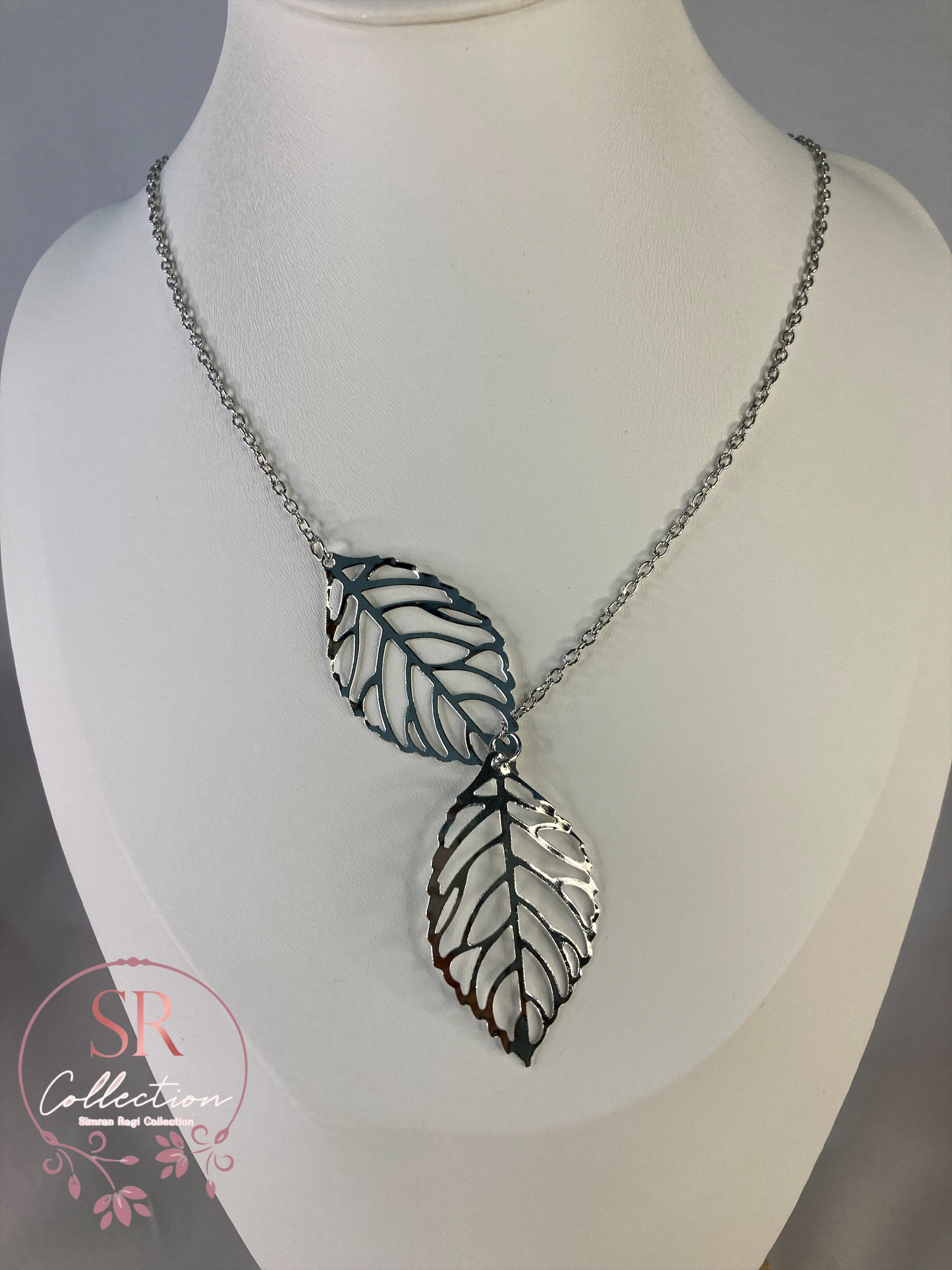 Double Hollow Leaf Necklace (ST234) Silver