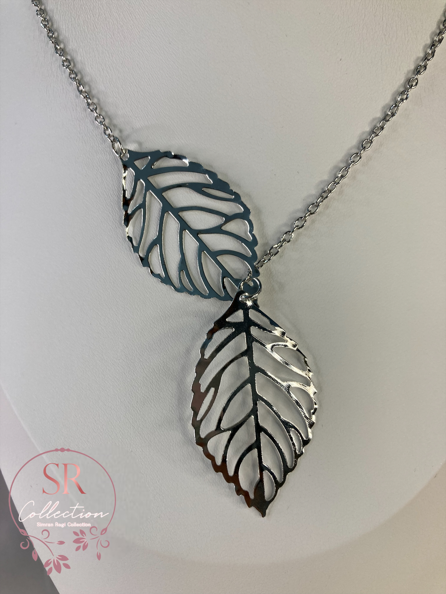 Double Hollow Leaf Necklace (ST234) Silver